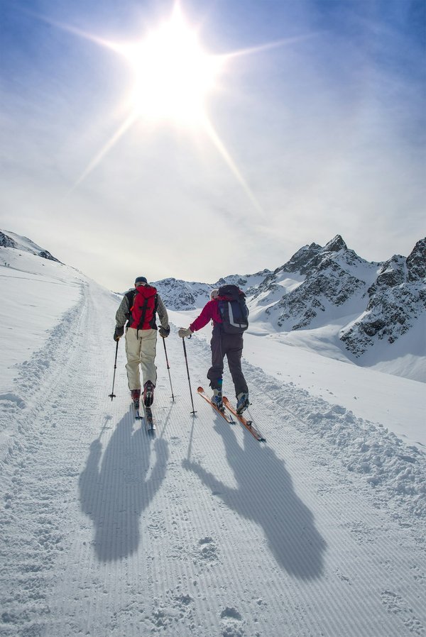 Quels sont les meilleurs itinéraires pour une randonnée dans les montagnes de l'Himalaya?